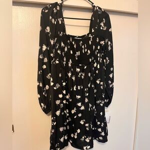 NWT Motherhood maternity dress